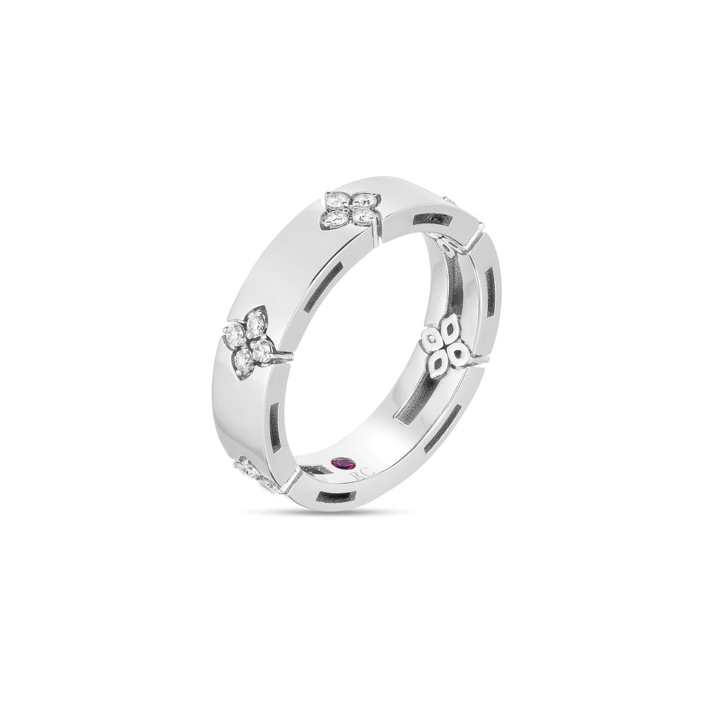 Love in Verona Ring in 18k White Gold with Diamonds and Ruby. Love in Verona Ring in 18k White Gold with Diamonds and Ruby.