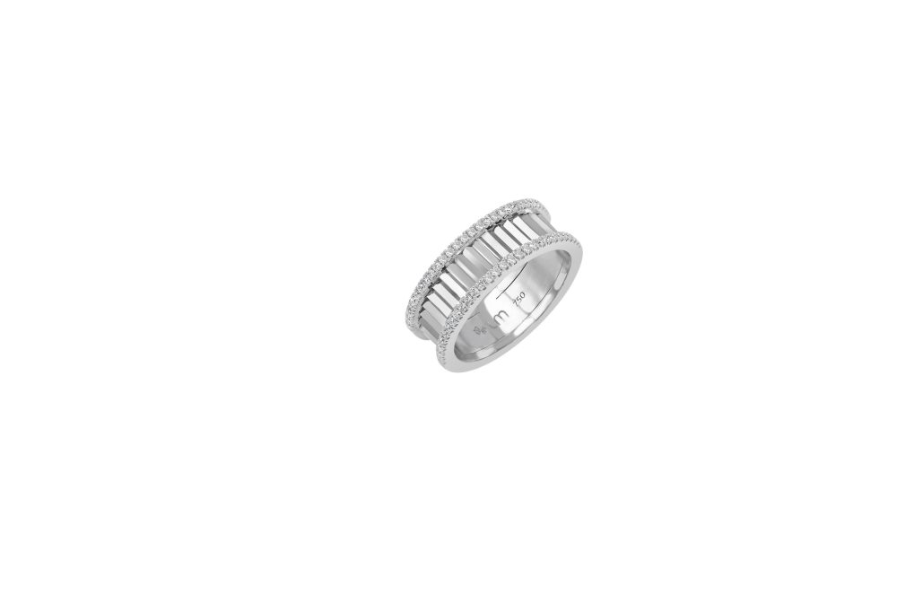 Lumiere Fluted Ring in 18K White Gold with Diamonds